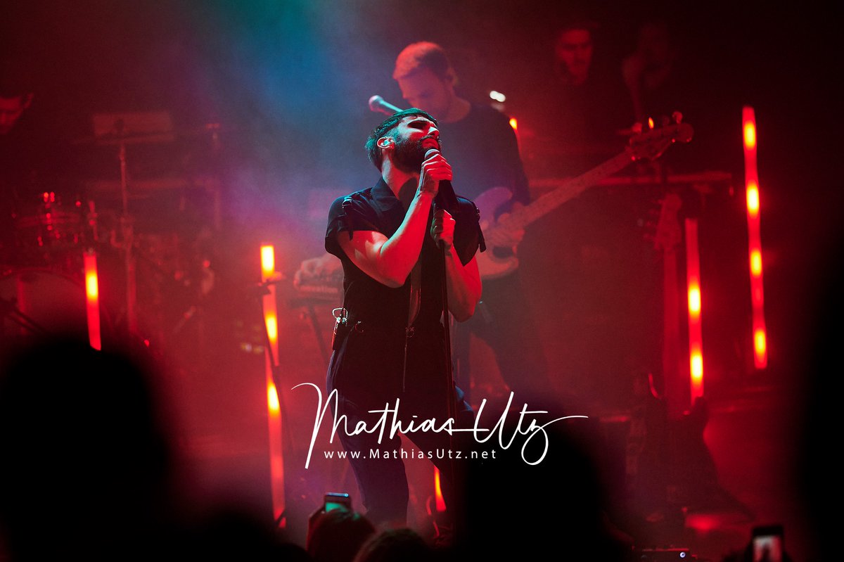 CarinaZucchera's tweet photo. Tom Neuwirth aka Conchita Wurst on tour:
#TOMtour2020 #TOMtour #TOMWURST #WURST
#ConchitaWurst #TomNeuwirth #newalbum #TruthOverMagnitude #livetour #live #music
#Heidelberg 11/02/2020
pics: (c) Mathias Utz
https://t.co/a0StYJAQIf https://t.co/wMcjVZrIBe