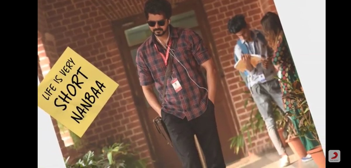 amrith_ramesh's tweet photo. Voice of Thalapathy @actorvijay ❤️
ரசித்து எழுதப்பட்ட Catchy Lyrics by @Arunrajakamaraj 😍🤩 
I feel high!🤟 Thanks @anirudhofficial 
#KuttyStory #Master 
@Dir_Lokesh @XBFilmCreators 

Life is very short Nanbaa.. Always be happy!💞💞💞 https://t.co/xxOFxC5HHI