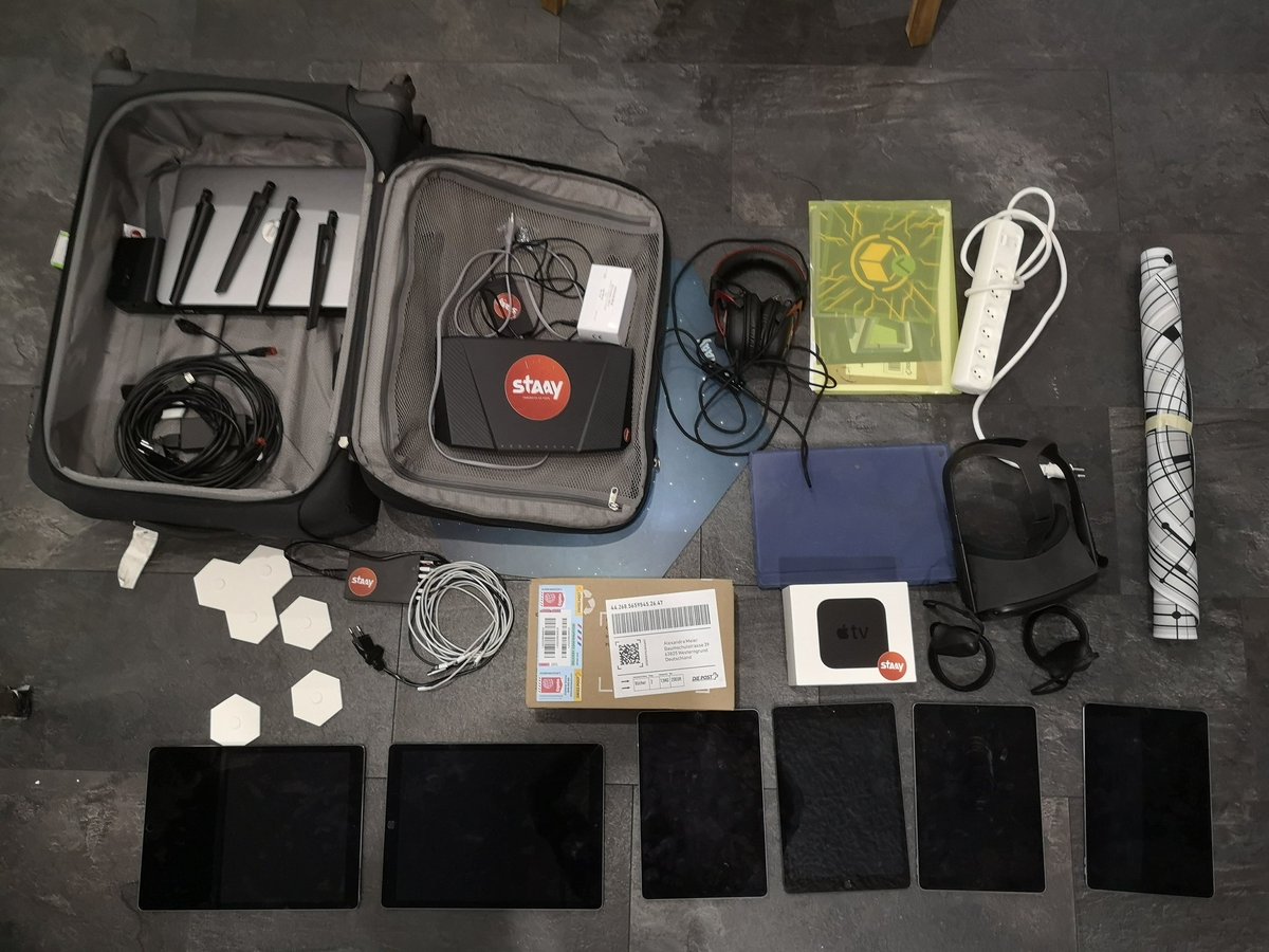 Event #3 JEFF presents Staay - was great being back in Lausanne for a nice presentation and showcase. Brought a whole suitcase filled with tech gear
.
.
.
#swissgames #augmentedreality #virtualreality #mixedreality #staay #jeff #friendswithbenefits #indiedev