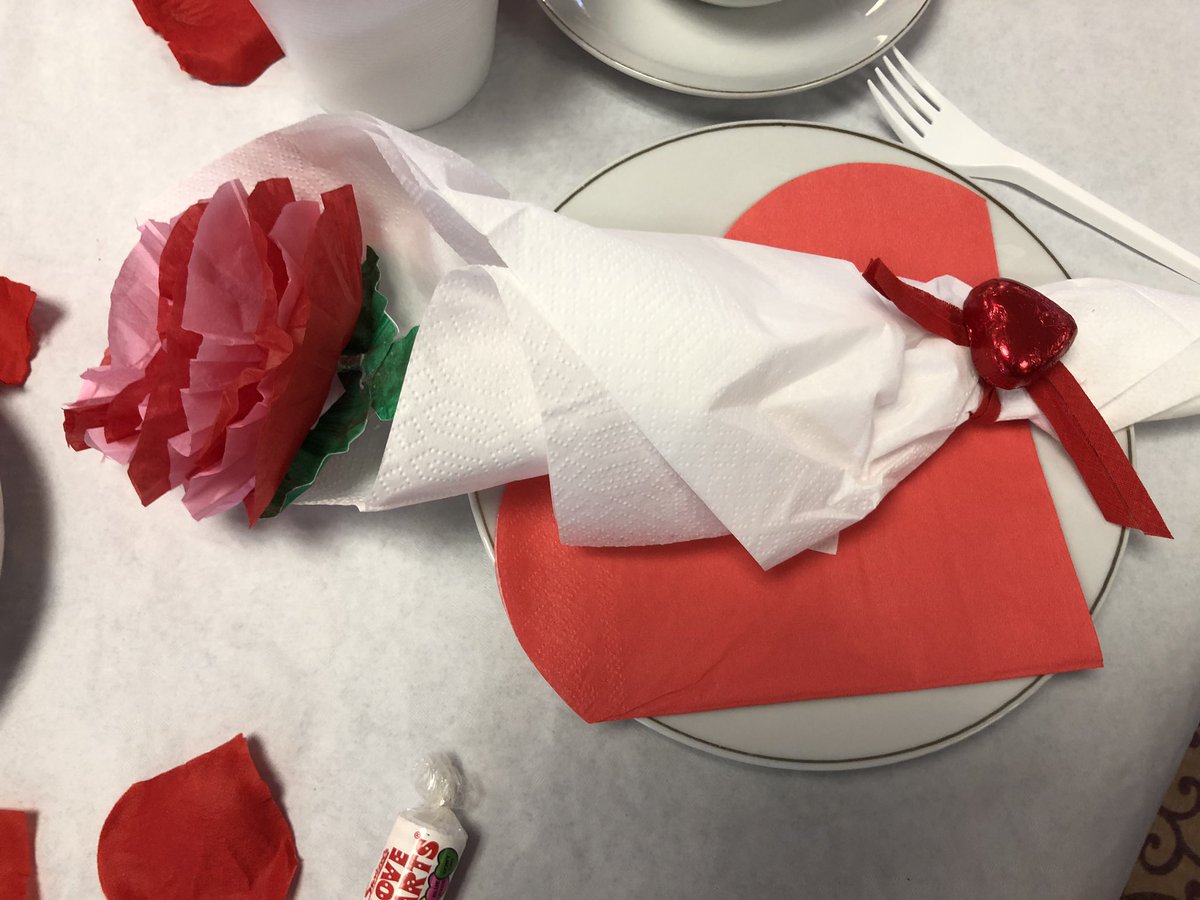 Lorna Clare tweet media