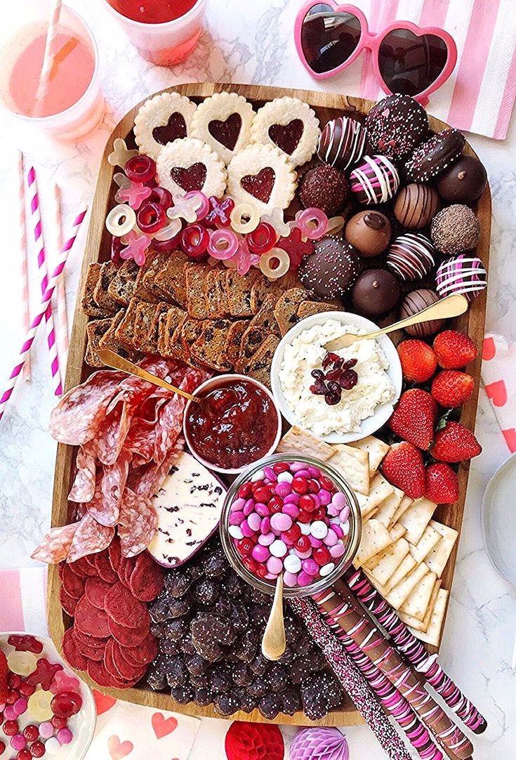 “Happy bloody Valentine's day, my baby killer !”