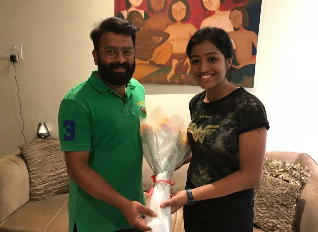 V2Cinemas's tweet photo. Thanks to @VijaySethuOffl  @Music_Santhosh and @justin_tunes for launching South India’s Youngest Independent Musician @kirthana_music 's music video #KadhalSollumNeram. Do watch and support.
https://t.co/i5jPGRDF9P

@nelsonvenkat @editorsabu @gokulbenoy @vittal6789 @Maathevan https://t.co/vz6FMZtgC1