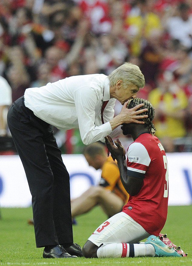 Happy 37th birthday, Bacary Sagna. 

Such a dependable performer during his prime years. 