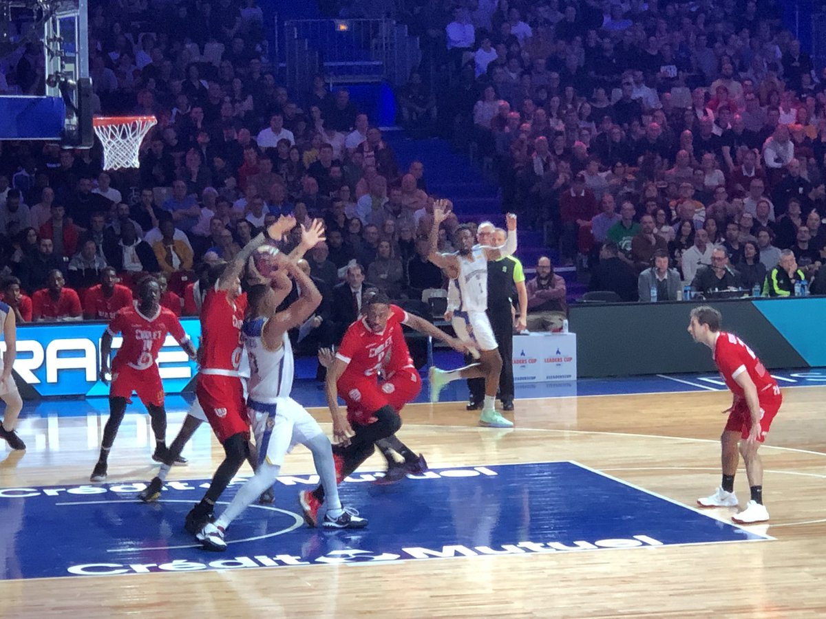 #LeadersCup2020 #Disney 3e quart temps Quart de finale Boulogne-Levallois/Cholet   57-60 <a href="/F3PaysdelaLoire/">France 3 Pays de la Loire</a> <a href="/France3Paris/">France 3 Paris/Ile-de-France</a>