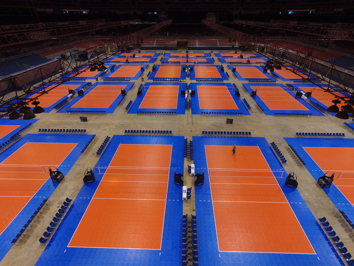 ryujas1's tweet photo. St. Louis awaits you. Who’s ready to play #volleyball #PresidentsDay #drone #athlete @circlecityvbc @stlmag @stltoday @STLRegChamber @AmericasCenter @downtownstlouis @explorestlouis @GatewayArchSTL https://t.co/Tm4EaKZatY