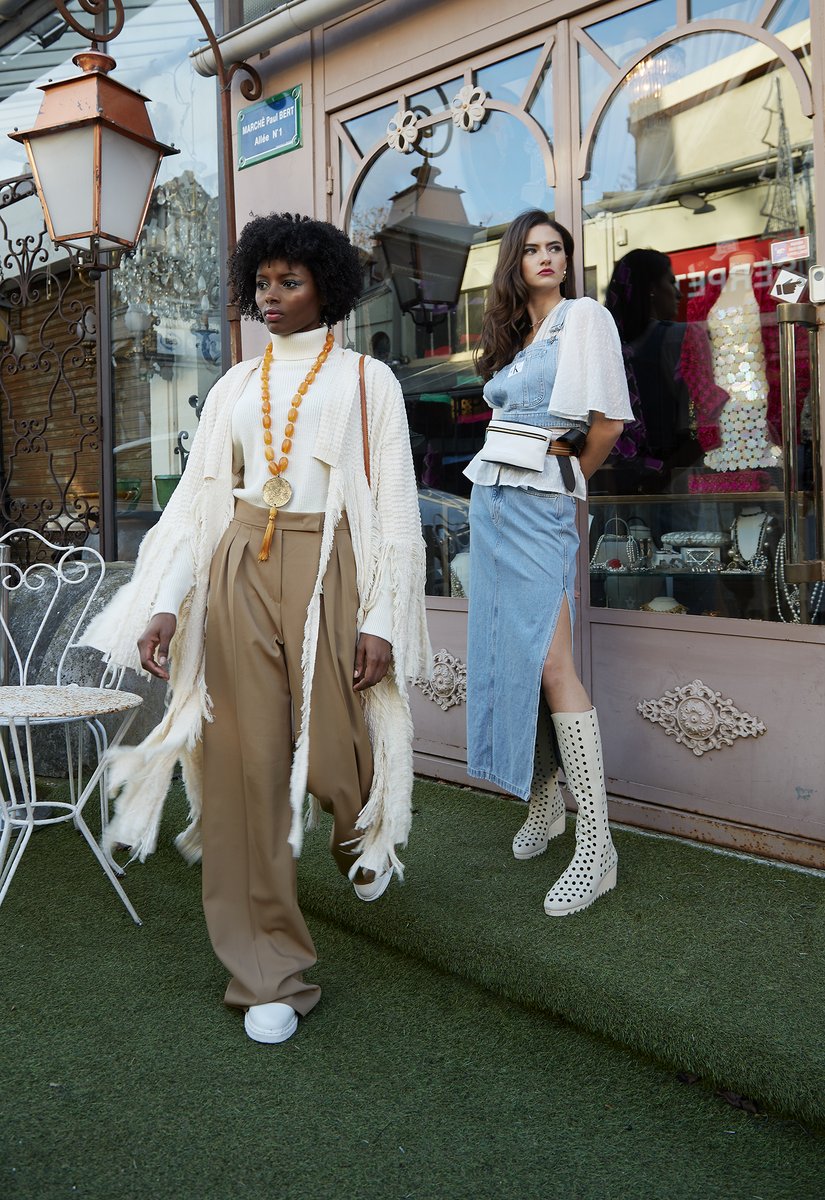 📷 Découvrez notre Shooting Mode "Vintage Looks" réalisé au Marché aux #PucesdeSaintOuen et qui sera publié dans l'édition Where Paris de mars 2020. Ça vaut le coup d’œil 😉

#shootingmode #magazine #vintagelooks #SHOOTING  
©Alex Fadel