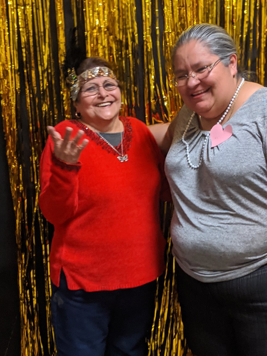 JecaAustin's tweet image. Supportive thoughts 2 all  @BrookeLions staff Worked (&amp;amp; played) a long day yesterday &amp;amp;  back today to work on writing resumes. Beyond in #GoodStanding in my books &amp;amp; are commUnity heroes who give more than people can ever see if they aren't embedded in schools #AISDGameChangers