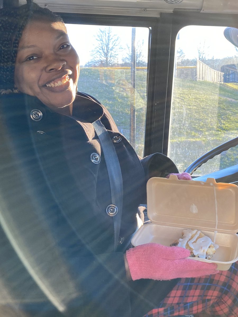 WorleyCollins's tweet photo. AMS COUGARS...we love our bus drivers!! Thank you for all you do for our students! ❤️❤️❤️   #cougarprideavl   #theacsway https://t.co/jNpOhIBuTZ