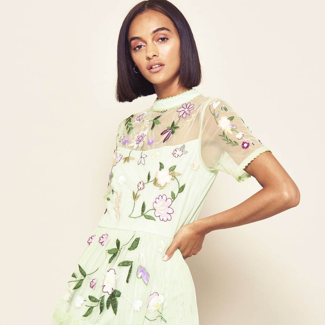 Happy Valentine's Day! 💕
Use code: LOVE14 to get 14% off everything all weekend! 
ow.ly/hjqh50ymnqs
#frockandfrill #valentinesday #newdress