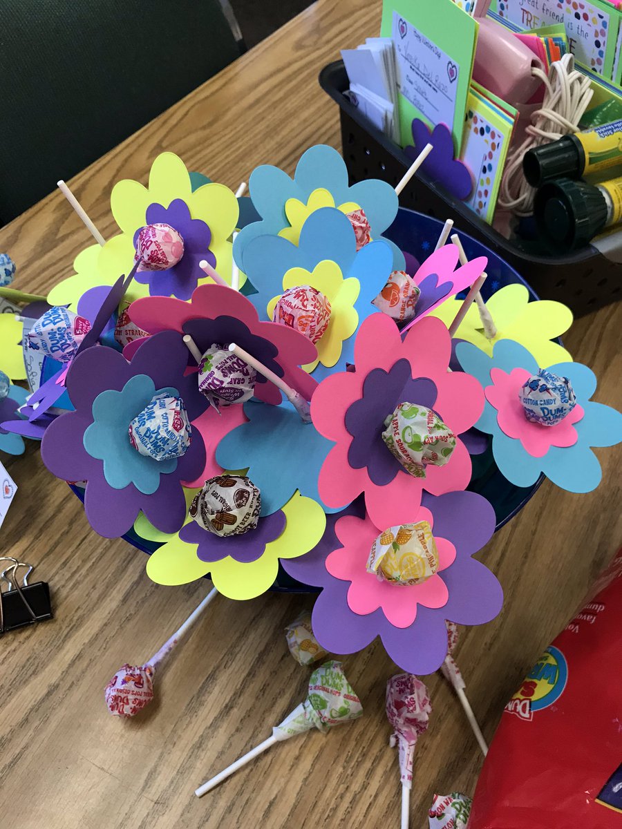 FallbrookStem's tweet photo. A huge thanks to Rocio and our wonderful campus supervisors for designing, selling, making, and delivering this year’s Valentines Day Grams! #teamworkmakesthedreamwork https://t.co/YiELR3VYUi