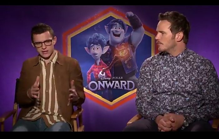 นับวันข้าชักจะเหมือนกำนัลทองหล่อเข้าไปทุกที

ความติดหนวดแล้วเสื้อลายดอกนี้