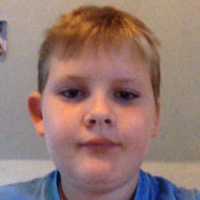 Child tweet media