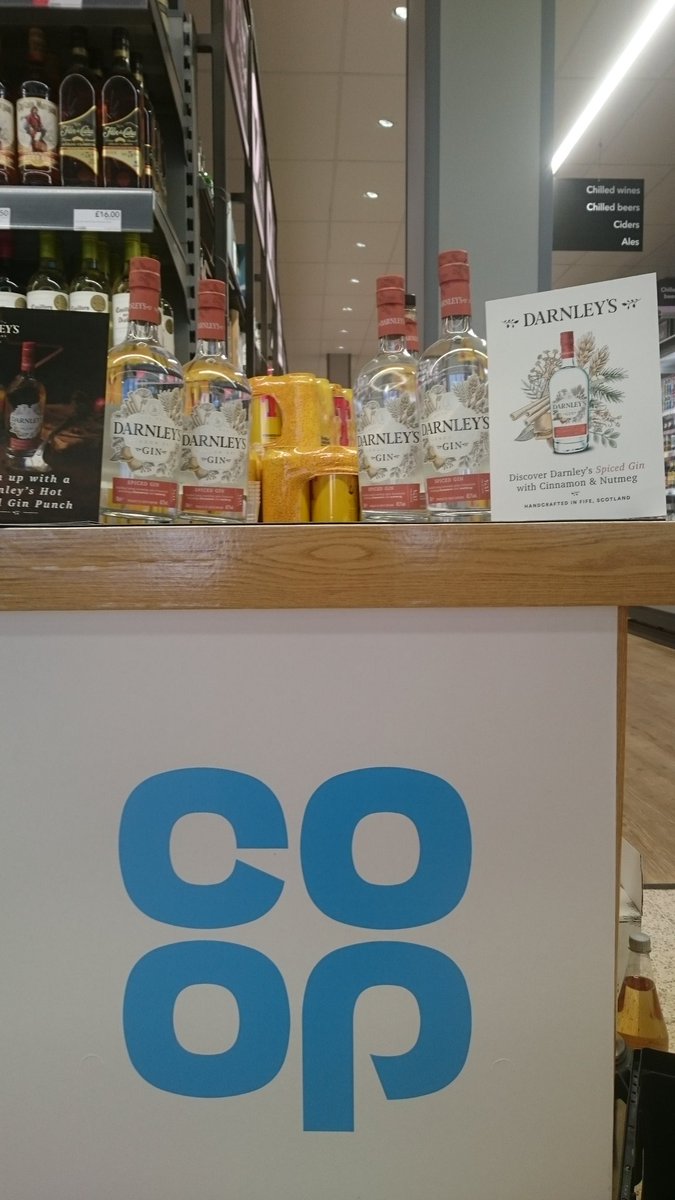 #cosycocktail #huginamug Valentines sampling at Anstruther <a href="/coopradio/">Co-op Radio 100.5 FM</a> Co-op now #hotginpunch with <a href="/DarnleysGin/">Darnley's Gin</a> #Spiced,  recipe on Darnley's website