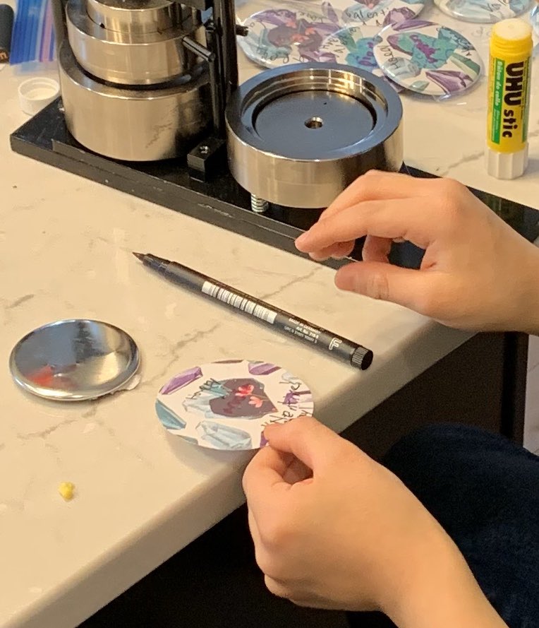 janetbell's tweet image. Happy Valentine’s Day from our home to yours! Sharing a labor of love from my fave kiddo.  #buttonmaker @PeoplePwrPress  #ValentinesDay2020