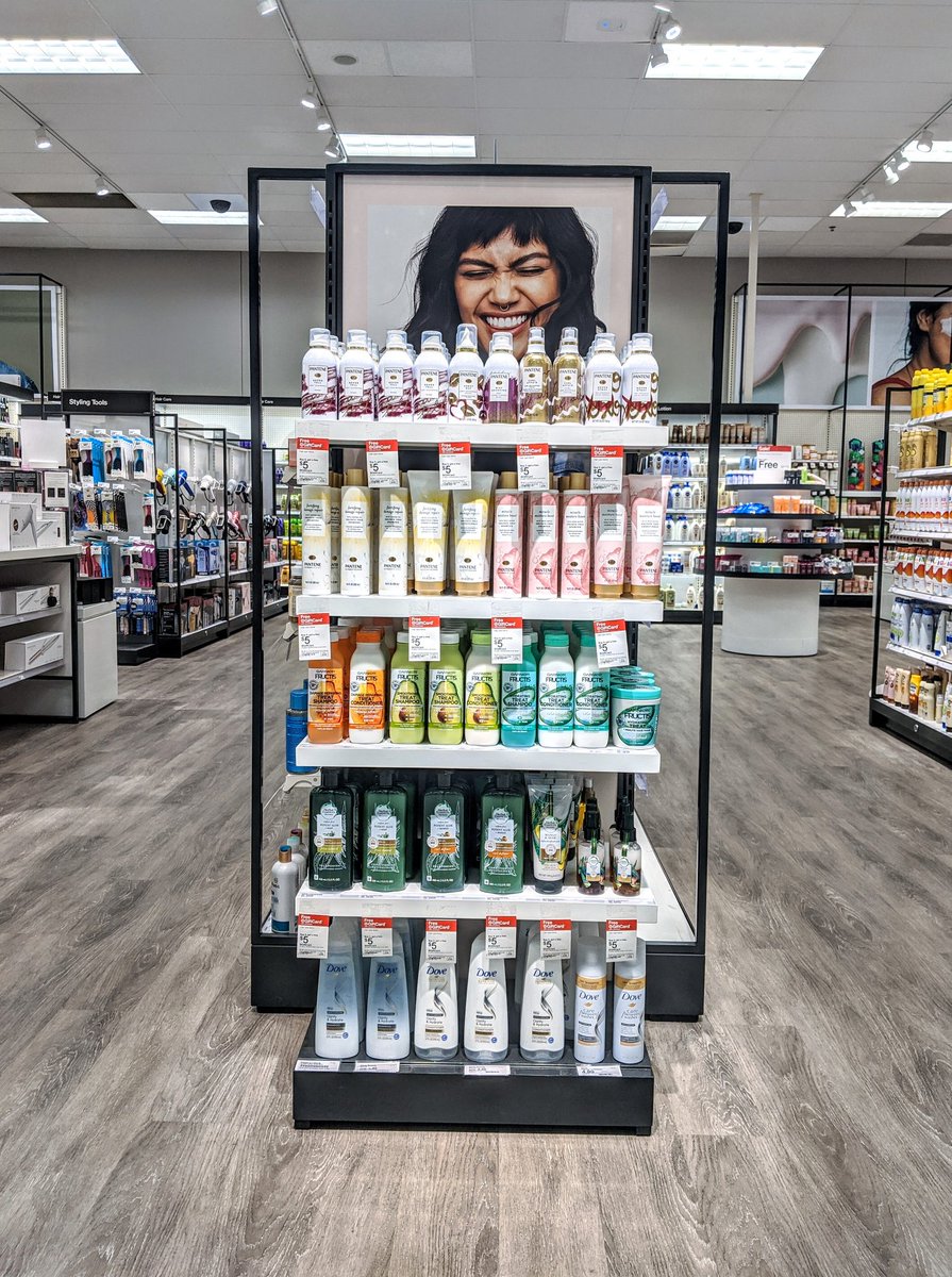 Courtney Winchester tweet media