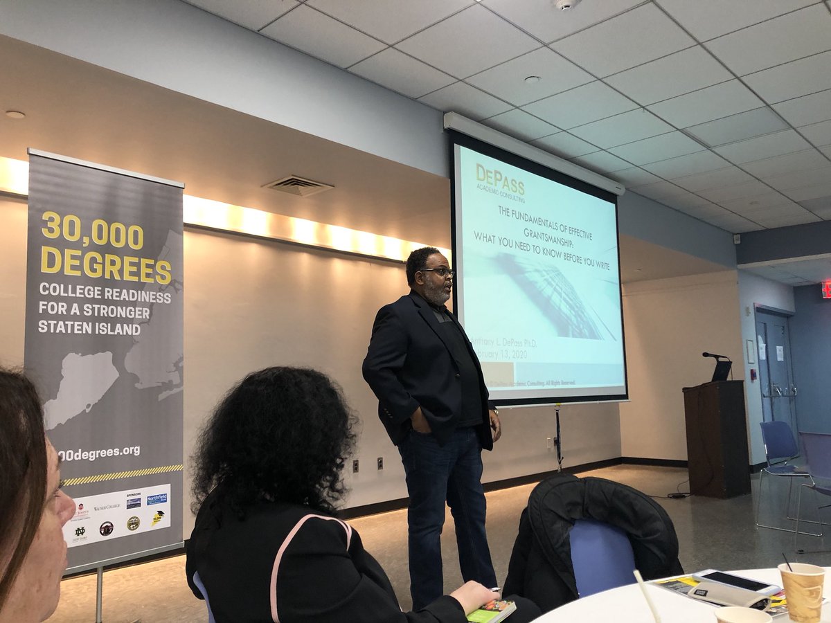 Thank you Dr. DePass for joining us <a href="/csinews/">College of Staten Island</a> to share invaluable lessons with our faculty, staff and partners, on pursuing grants &amp; advancing the K-16 pipeline!#EngagingCollegeWithCommunity
