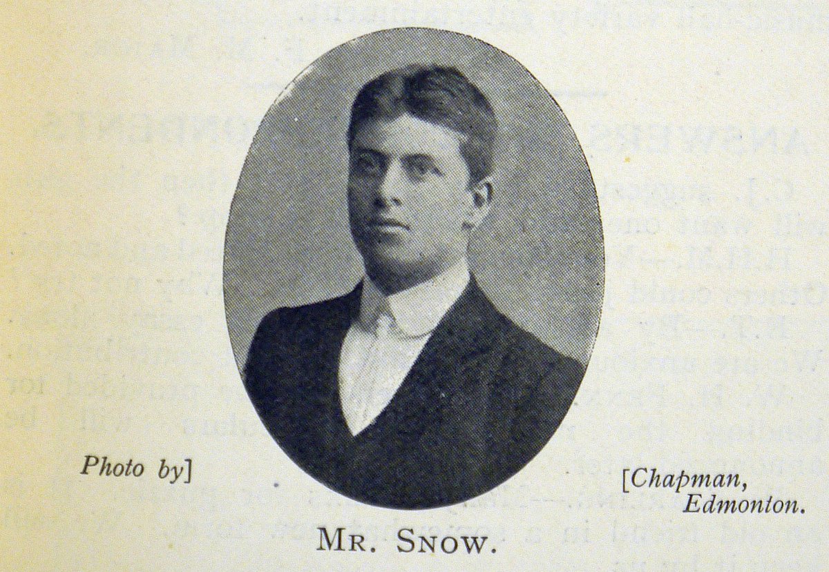  #Essex19 fatal, 59 injuriesOn 3/2/1911 Joseph Snow, 24, was working in Temple Mills sidings, London.No-one saw what happened, but it seems he fell between moving wagons, was run over & died.His case & many more in our free database:  http://www.railwayaccidents.port.ac.uk  @essexarchive