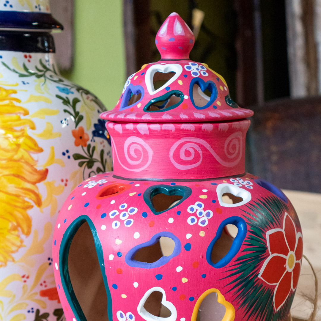 TreehouseG's tweet image. Happy Valentine's Day! Bring your sweetheart by for a glass of champagne and a romantic stroll around our store. Save 15% on all home accessories.⁣
#treehousegallery #treehousegalleryfurniture #stpetefl #stpetersburgfl #ilovetheburg #homedecor #homedesign #homeaccents