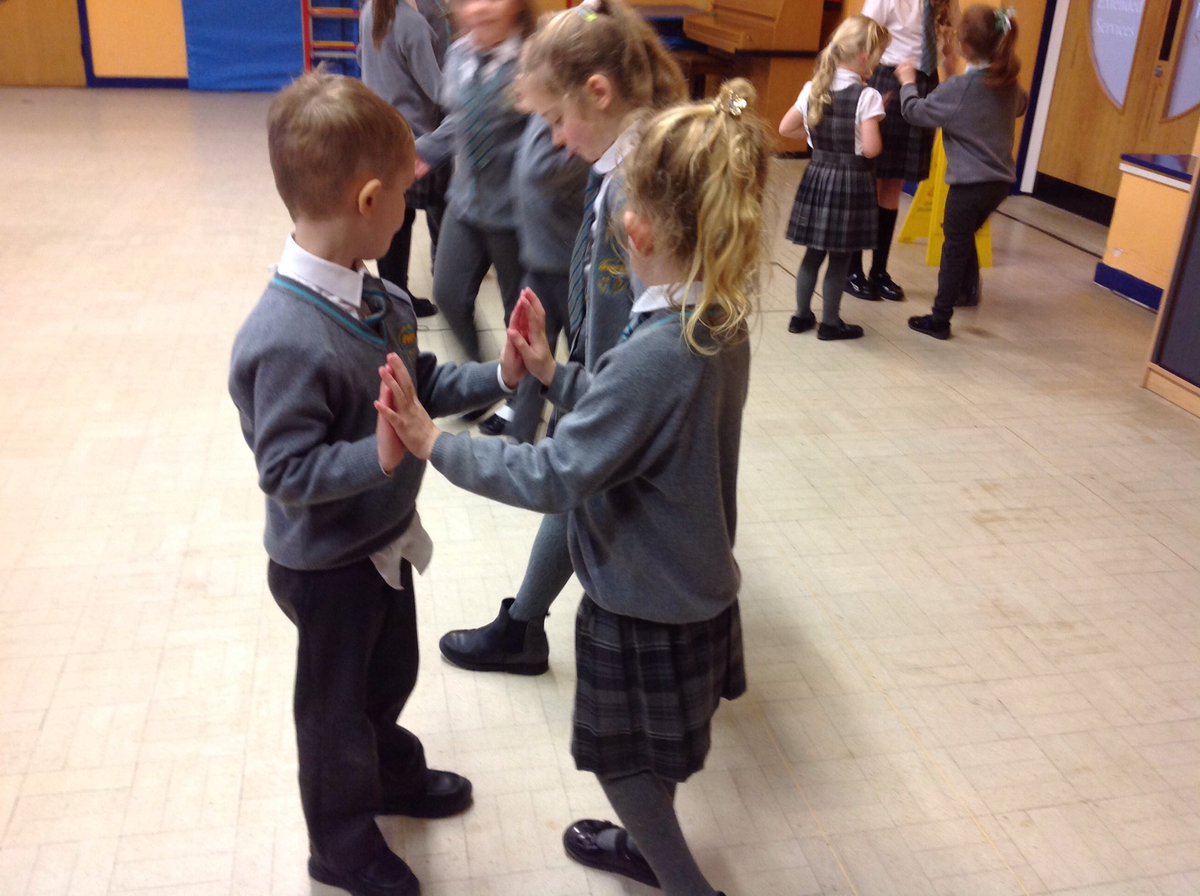 GrosvenorParkPr's tweet photo. Students become the teachers! #chachacha #MaDhour https://t.co/64l7k46SkH