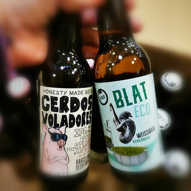 LaServiTeca's tweet photo. 🍻Novetats a la CerveTeca🍻
Los Cerdos Voladores, una IPA 👍 Blat Eco, una WEISSBIER👍
Cervesa Artesana i de proximitat.
.
.
#somteca #tecabona #cervesaartesana #craftbeer #cervesaeco #proximitat #qualitat https://t.co/SU3GNm0G5E https://t.co/8KkpPk2Xw3