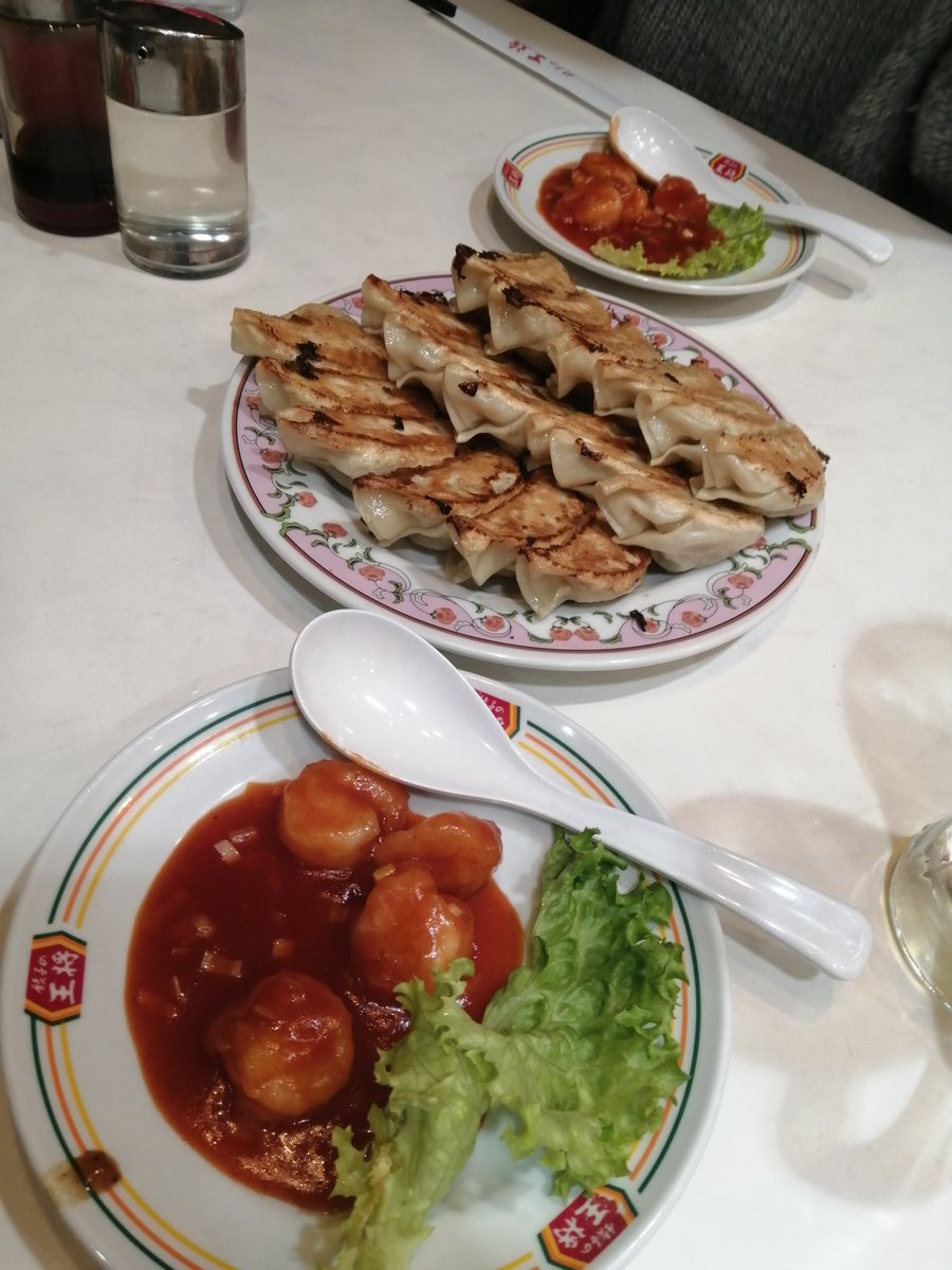 ベルツリー鈴木 ドテツ オルフェ隊長と一緒 餃子の王将で素敵女子会 めちゃくちゃたかまりゅー 餃子の王将 飲み 放題 餃子食べ放題 池袋 餃子 天さん