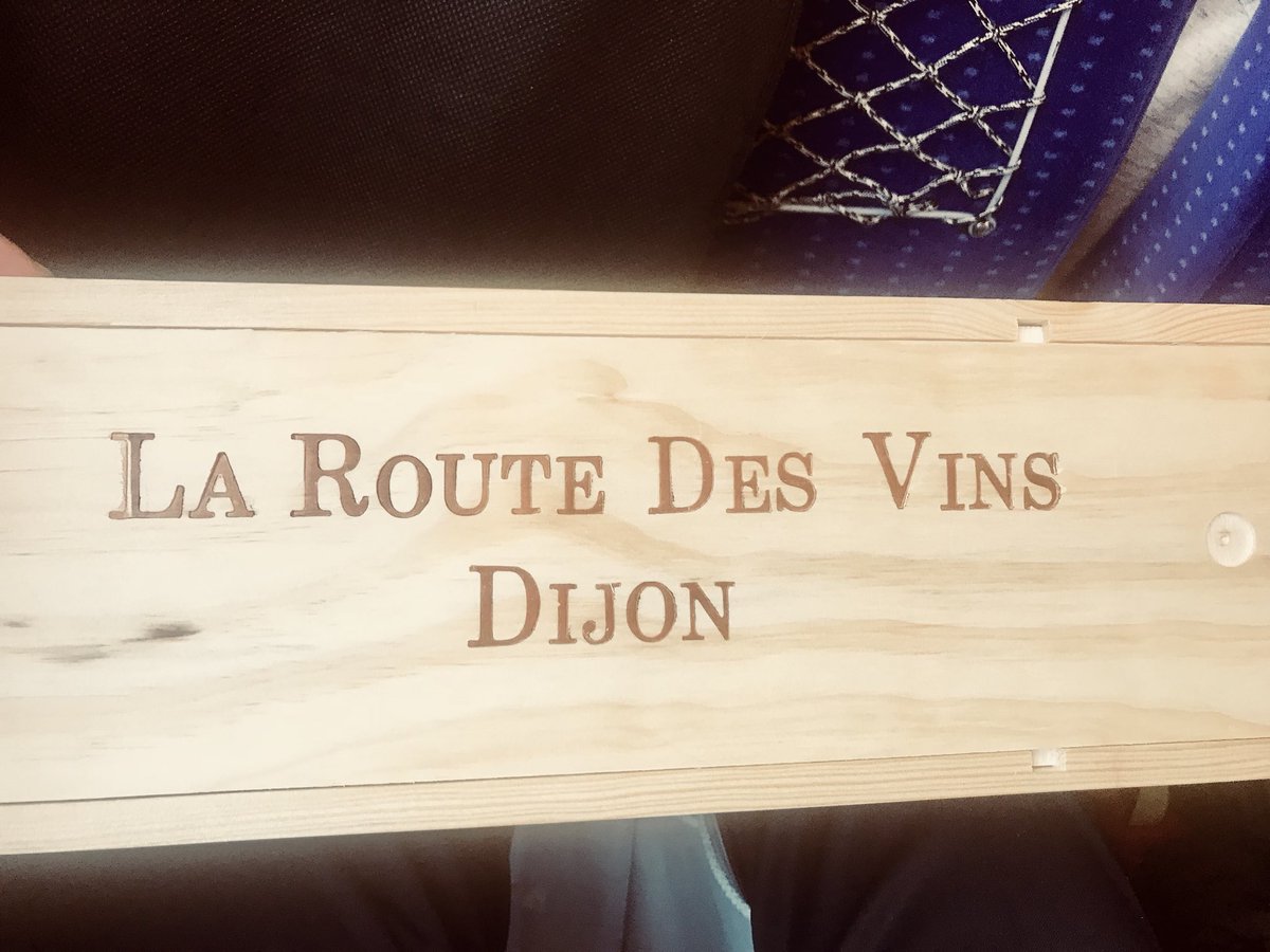 OSalleron's tweet image. Brèves de campagne...
DIJON - Bourgogne-Franche-Comté by Swiss🚊
Merci de votre accueil, des échanges sincères et du cadeau !!
C’est fini pour la semaine des 5 oraux ! À la semaine prochaine !
#Présidence #FFB2020
(Photo2 Ludo.Simon)