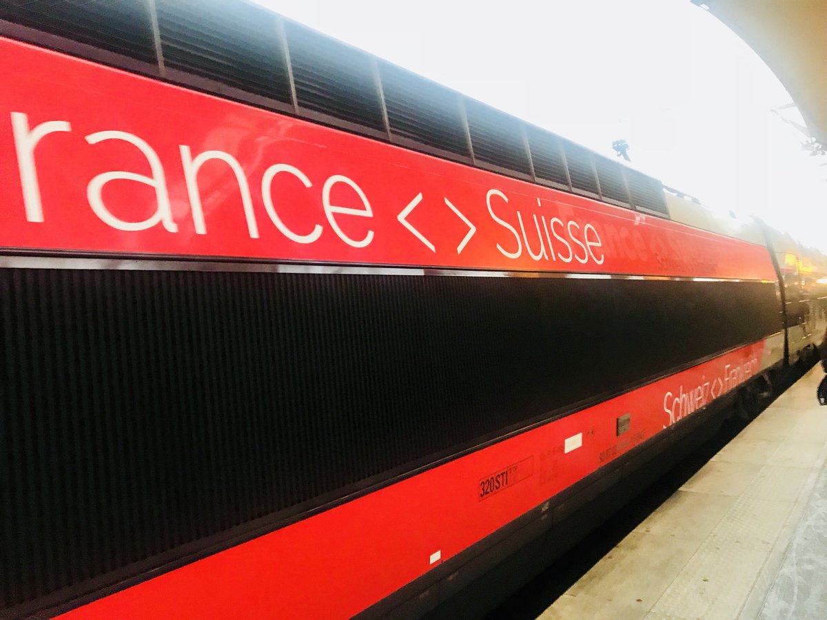 OSalleron's tweet image. Brèves de campagne...
DIJON - Bourgogne-Franche-Comté by Swiss🚊
Merci de votre accueil, des échanges sincères et du cadeau !!
C’est fini pour la semaine des 5 oraux ! À la semaine prochaine !
#Présidence #FFB2020
(Photo2 Ludo.Simon)