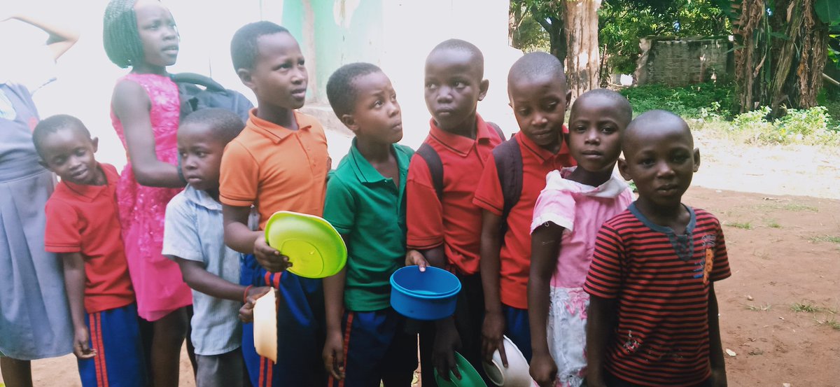 AfricanDelight3's tweet photo. As we look forward to helping and restore the lost hope among the young generation. 
African delighters has taken the initiative to look after these lovely children. 
Join us today. https://t.co/BZ8O2yh6fB