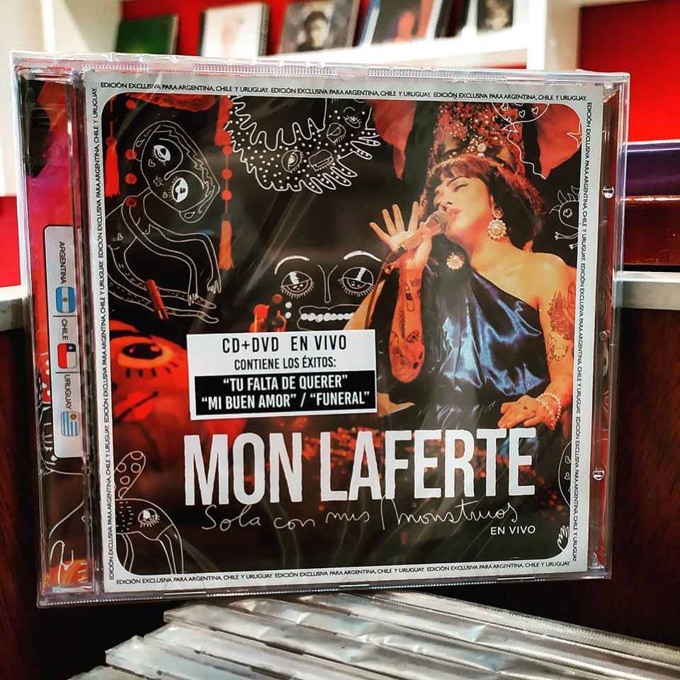 YA DISPONIBLE:
#SolaConMisMonstruos el nuevo CD+DVD en vivo de <a href="/monlaferte/">Mon Laferte</a>!!
La cantautora presenta su primer disco acústico con nuevas versiones de sus temas más conocidos y un par de covers.
No te lo pierdas!!!
#MonLaferte #Novedad #CD #VillaMaria