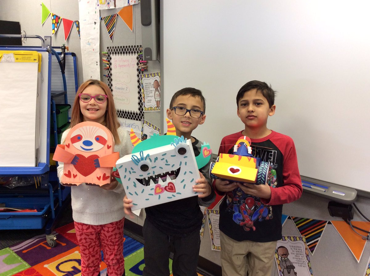 2JBrookForest's tweet photo. Valentine’s Day fun in 2J!#d53cares https://t.co/6NFmSSWrJ8