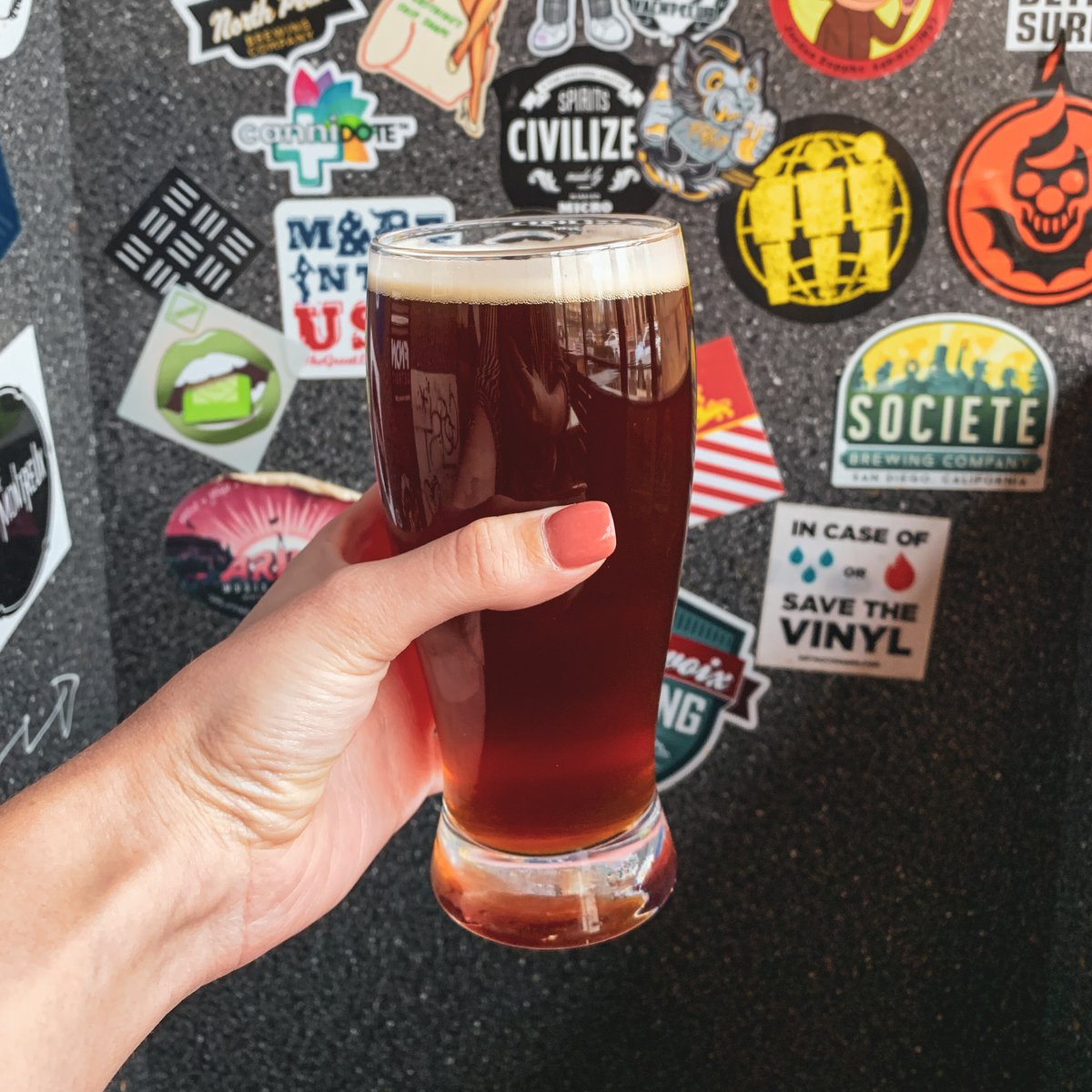 Picking up your chocolate next door at Bon Bon Bon? Stop in over here afterward for 25% bottles of beer to-go and all growlers! #HappyValentinesDay