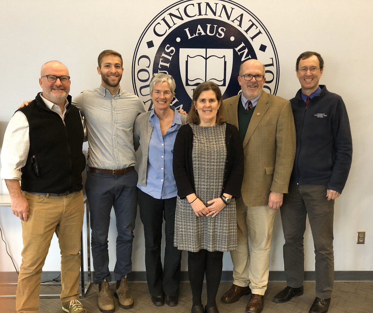 Today, we welcome visiting teachers from @DragonsofSG, @PomfretSchool & @EpiscopalHS to campus for our @CountryDay Inservice day. A great opportunity for collaboration and sharing! Our teachers will also spend time later in day prepping #ccdx20. #ccdslearning #wearecountryday