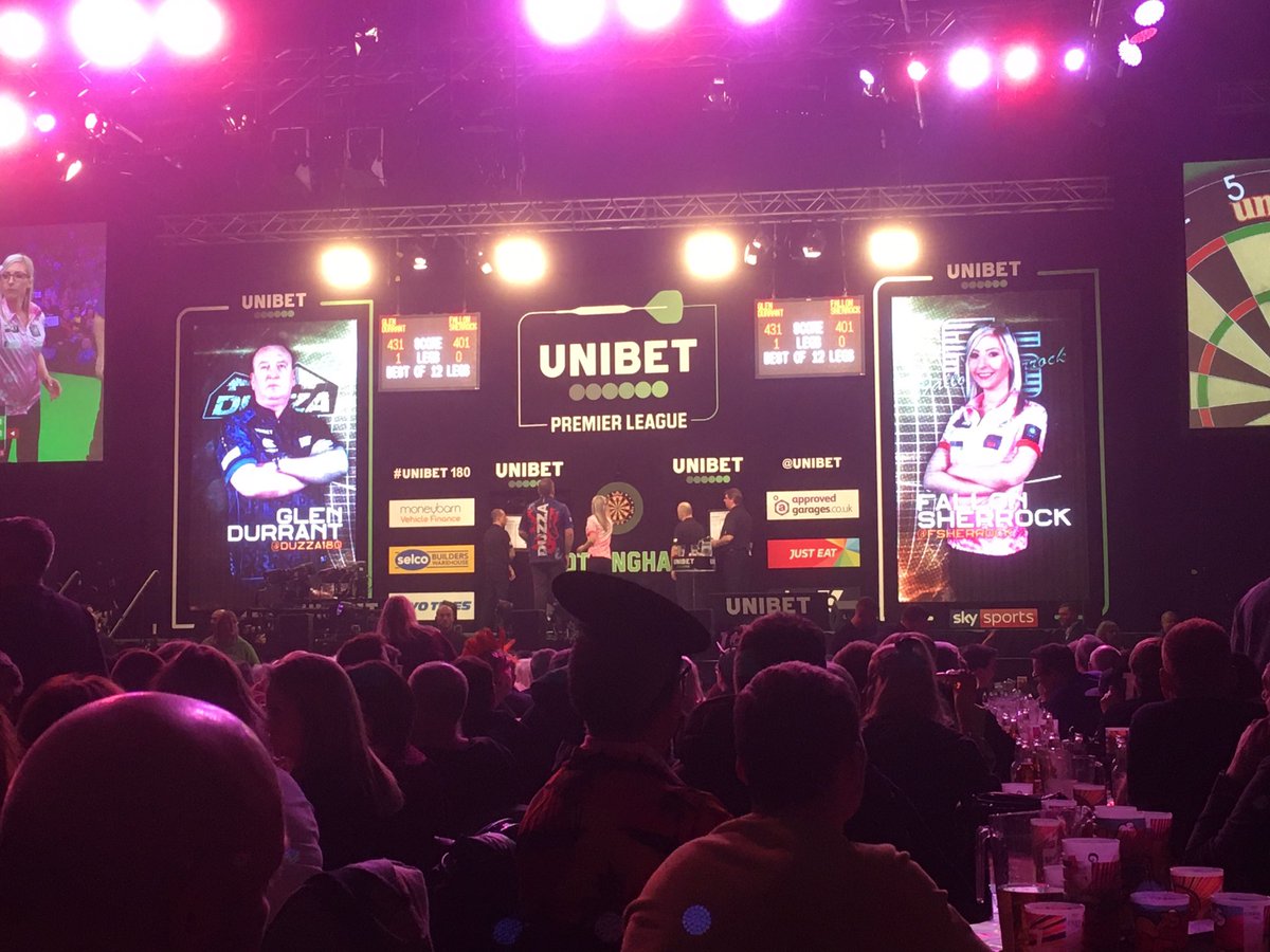 Harry_James37's tweet photo. Fantastic to see last night one of @Autism’s most recognisable campaigners Fallon Sherrock making her debut in the PDC Premier League! #FallonvDuzza https://t.co/d2eqeeD68H