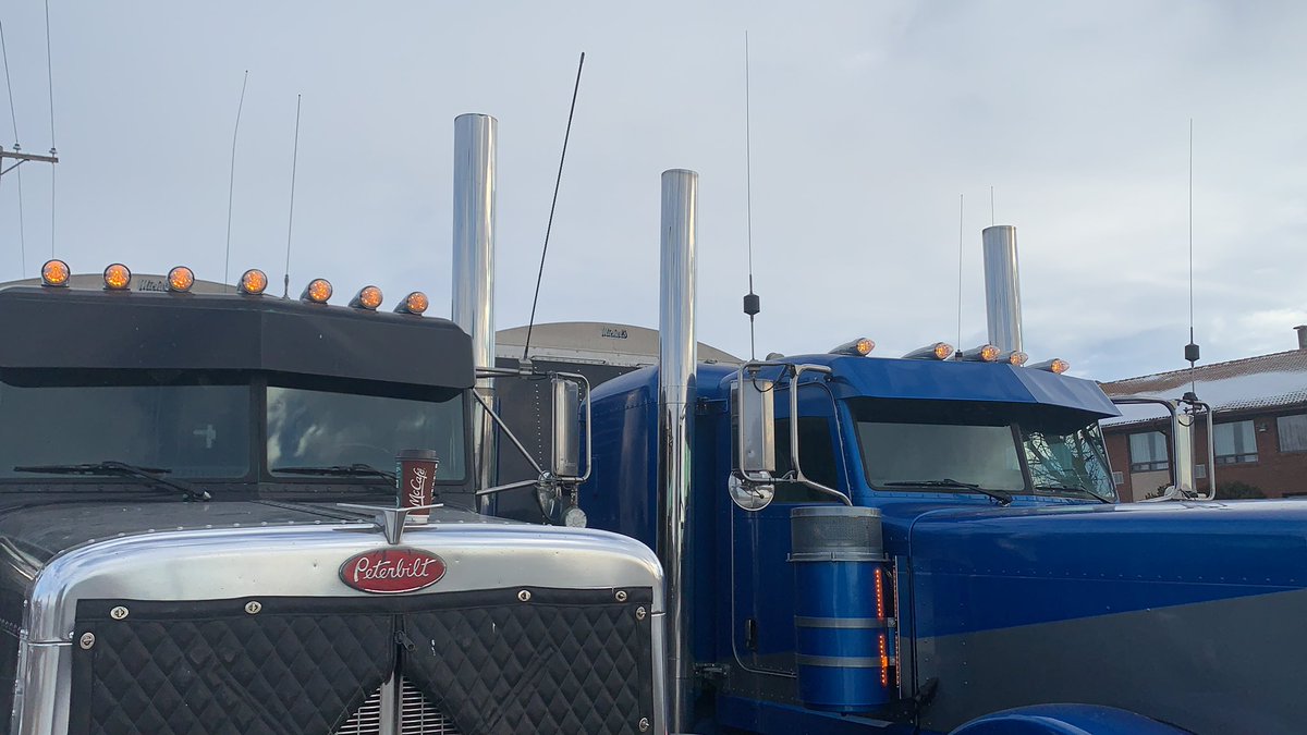 scott_perkin's tweet photo. #chromestacks and #McDonaldโssnacks https://t.co/zhN5ppenWB