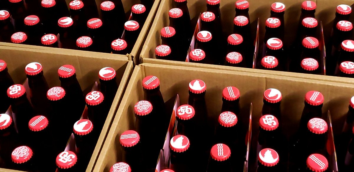 SkeletonKeyBrew's tweet image. Happy Valentine's Day! Come see us today starting at 3pm and get yourself a Box of Chocolates 4-pack featuring an imperial stout from us, @RiverlandsBrew, @OswegoBrewing, and @wolfdenbrewco 😃