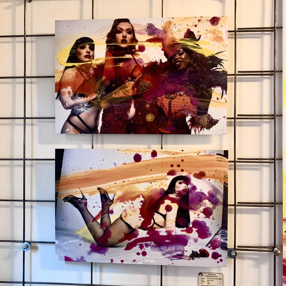 Schnell sein! Bis Mitte März ist die "Sound of Burlesque" Ausstellung noch bei uns zu sehen. 👯 
.
.
.
#eroticartmuseum #eroticart #smart #sm #bdsm #erotichamburg #erotikkunst #erotisch #kunsthandwerkhamburg #kunst #kunsthandwerk #hamburg #hamburgart #hamburgkunst #pxxy #pxxyporn