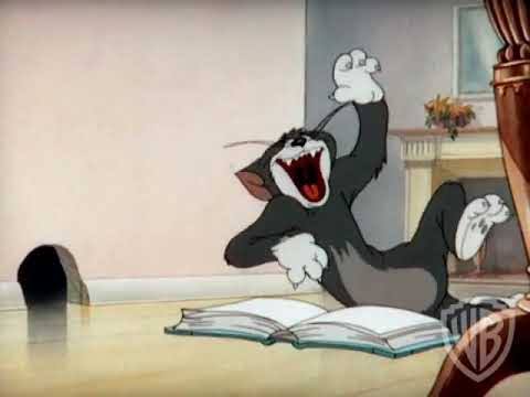 Том читает и смеется. Том и Джерри смех Тома. Кот том смеется. Том и Джерри смеется. Кот том читает книгу.