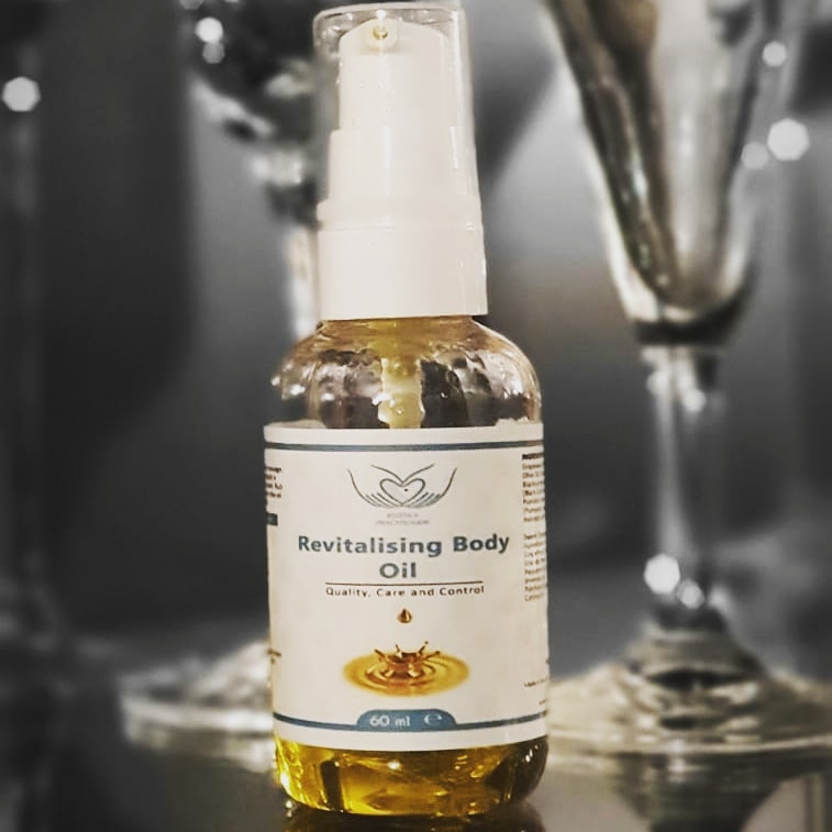 EssencePractit1's tweet photo. Happy valentine's day too everyone hope you all have a great day with your loved ones, in doing so.... Treat your partner or loved one with their very own natural, and vegan friendly body oil, from us today. 
100% natural blended with Goodness in every drop.
#MoreOfWhatYouLove https://t.co/1WAbMQVGBa