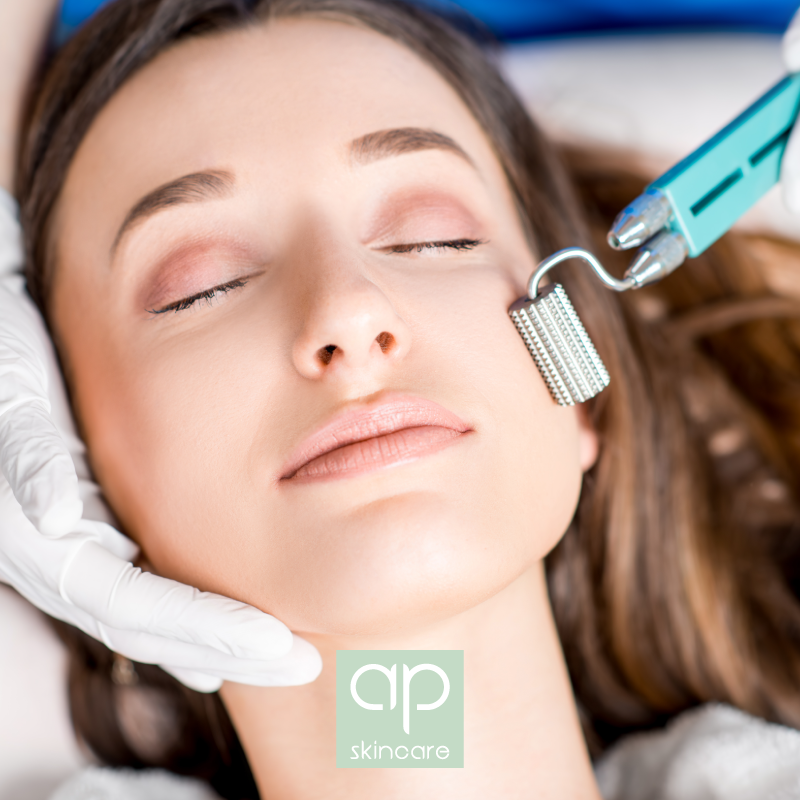 APSkincare_'s tweet photo. Love your skin with our rejuvenating dermarolling therapy! 

To find out more about the procedure and how it can revitalise your skin, read our latest blog -  https://t.co/BKmCAGElhw https://t.co/7rTPUBf9BH