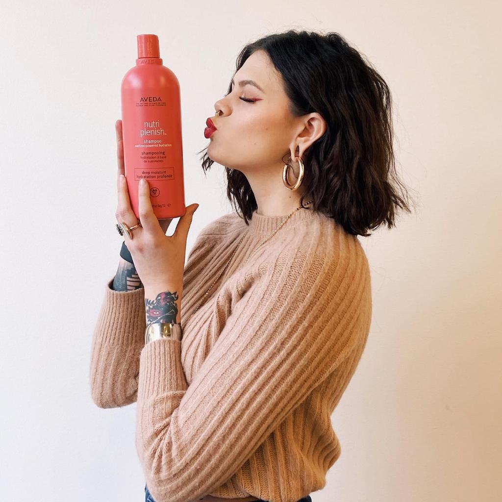 aveda's tweet photo. Nutriplenish love. Looks like you are loving Nutriplenish as much as we are. 💕 Click here to find your hair's next true love: https://t.co/Jr0PXhH5yk

Tag #nutriplenish and @aveda for a chance to be featured. #ValentinesDay https://t.co/P5V5uaV4us