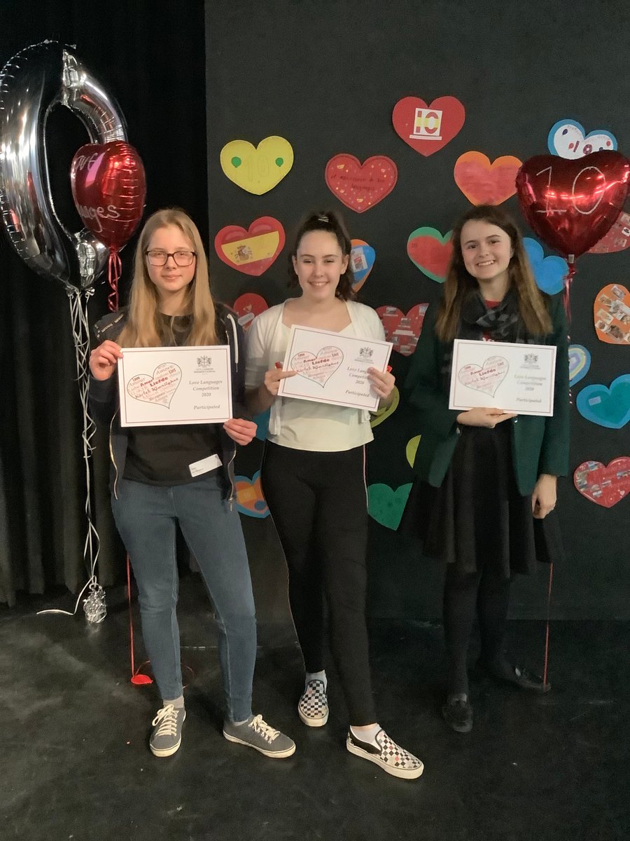 boxhillschool's tweet photo. A fun morning for some of our Year 8 students at the @HelloFreemens 10th Anniversary "Love Languages" competition. Our girls co-wrote a 5 minute French play called "c'est mon cadeau" (it is my gift). Great commitment and enthusiasm on display! #BoxHillLanguages #BoxHillYear8 https://t.co/is8esXJfqL