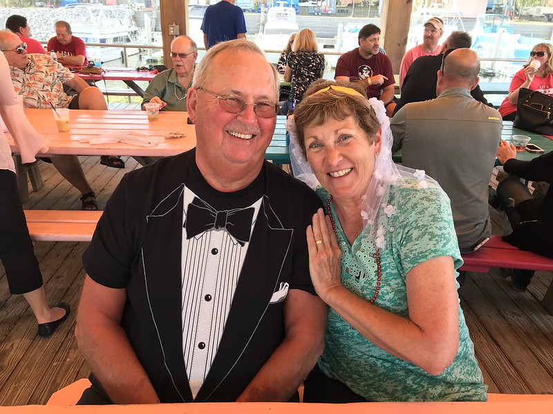 LuLusGulfShores's tweet photo. Happy Valentines Day to all your #LoveBirds out there! ππ#LoveAtLuLus
Don't forget to join us tomorrow for our annual Tropical Reunion Vow Renewal! #LuLusLove β€οΈβ€οΈβ€οΈ
https://t.co/m7tBxHukYg https://t.co/T7xKcL2rqC