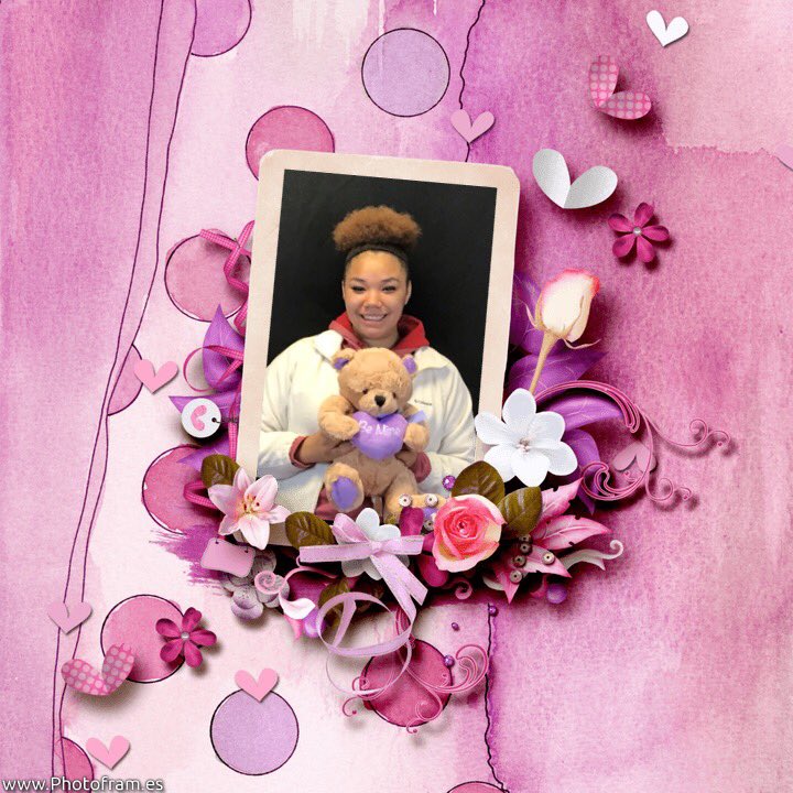 NHSLibrary1's tweet image. Valentine Photo Booth went well