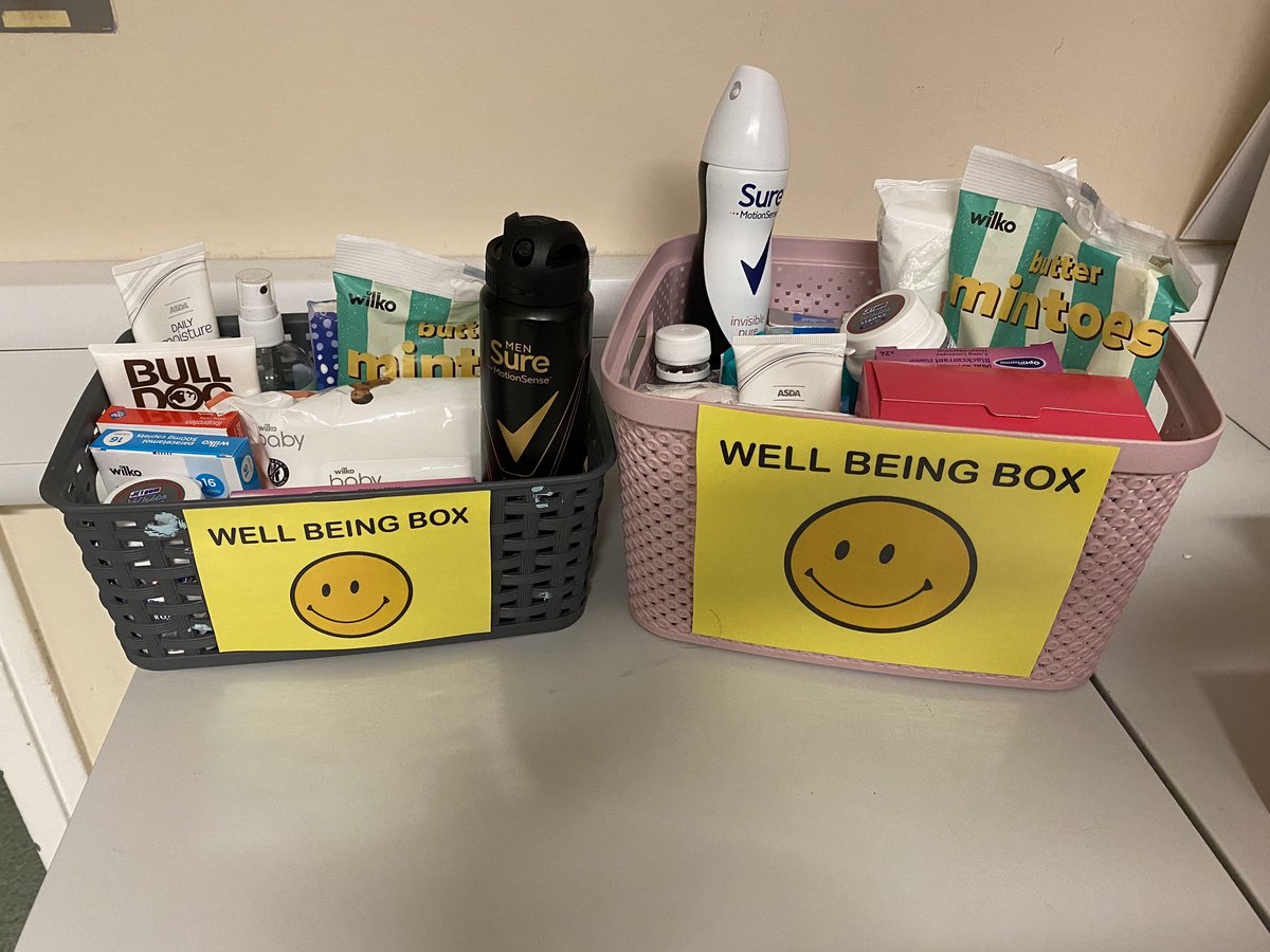 The critical care shared decision making team have been busy creating a ‘hangry’ box for the staff and renewing the well being boxes 😊 #pathwayproud #shareddecision #team @NghCare