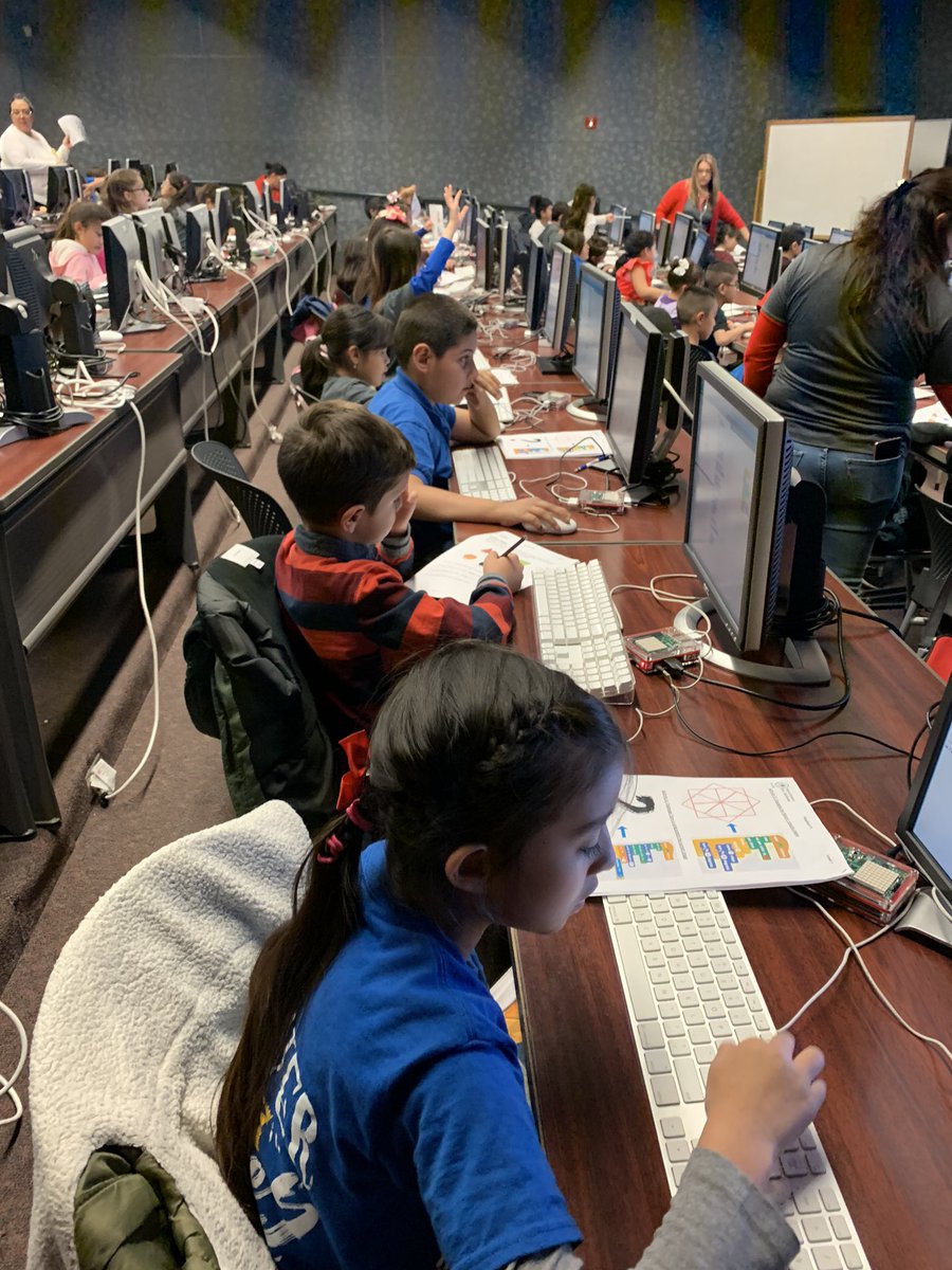 lcastro_LCES's tweet photo. A day full of coding. What a thrill seeing our students code characters and shapes! Thank you @UTEPTechE What a great experience for our kids. #LCESWhateverItTakes #TeamSISD #WIN_Academy https://t.co/BQBMkYCci5