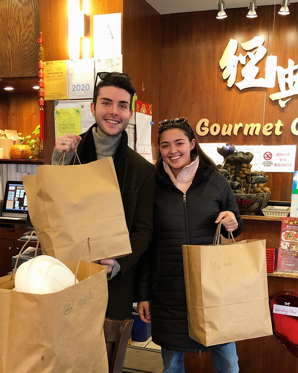 issues_group's tweet image. The SM&amp;amp;C team headed to #Boston’s Chinatown to pick up bags of Chinese food for our lunch spread. 🥡 With so many great restaurants to choose from, we can’t wait to go back soon!

Do you have a favorite in town? #Boston #ChinatownBoston