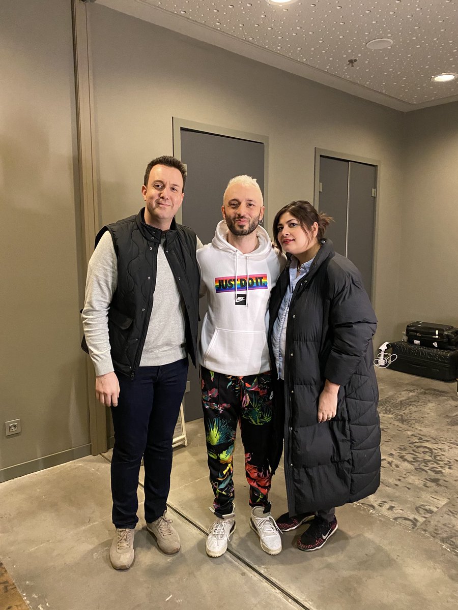 alpsoccer's tweet photo. ⁦⁩Came all the way from USA to see ⁦@mabelmatiz⁩. What a concert! True class act. My wife talked to the director of the event and he agreed to meet us! Will never forget this. Thank you Mabel! Thank you wifey, my valentine. #mabelmatiz #sevgililergunu https://t.co/M6d6JjqmkY