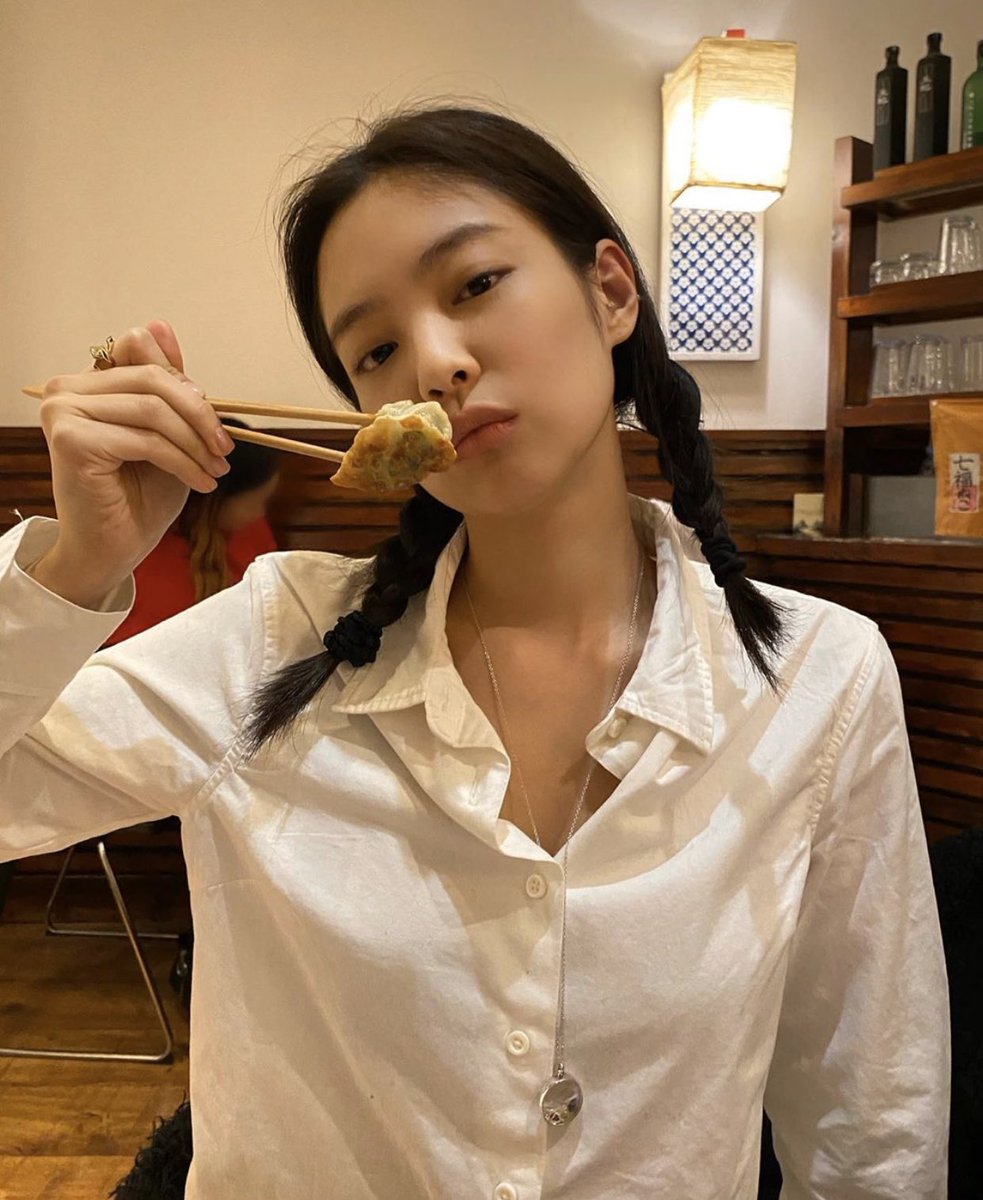 jennie tweet media