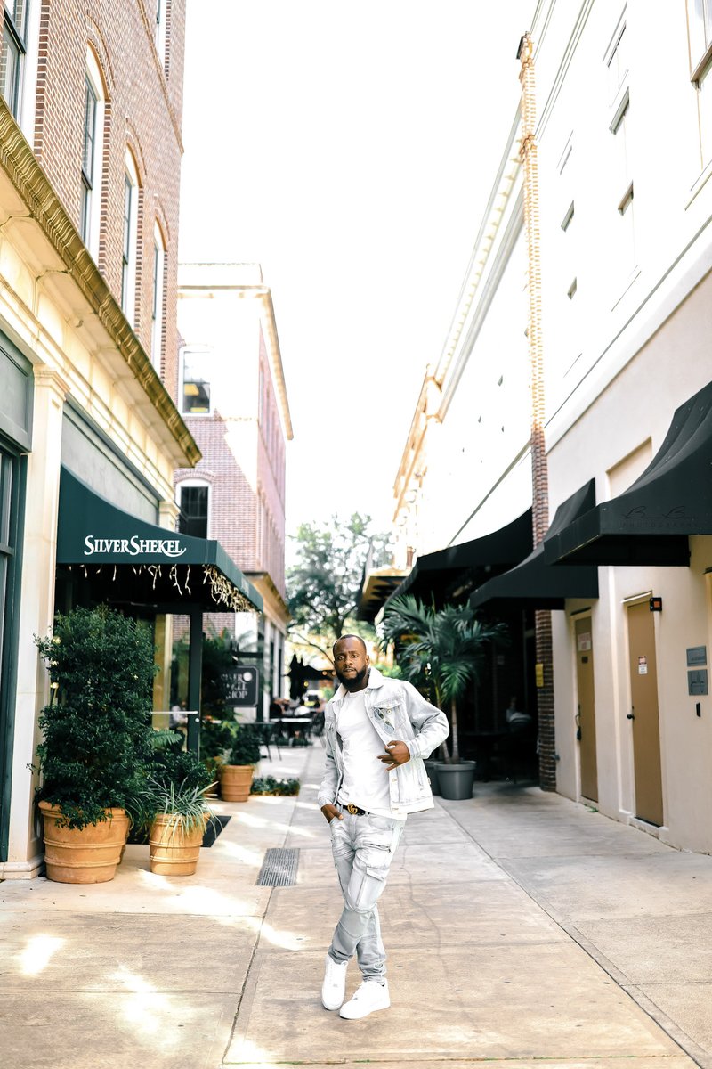 Allegiance✌🏾Da 🇭🇹 tweet media