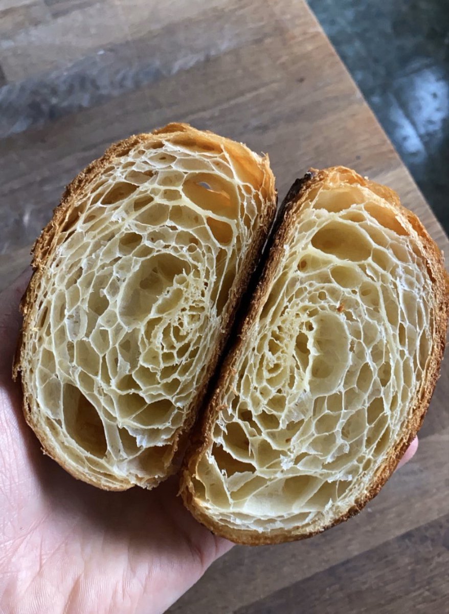 PlurBakery's tweet photo. Today’s croissants not looking too bad!
Have a great weekend everyone!
#handlamination #thisismycraft #obsessed #croissants #pastrychef #lamination #bakery #thebakersfeed #layers #breadbosses #irishproduce https://t.co/Q8o5Tj4Vur